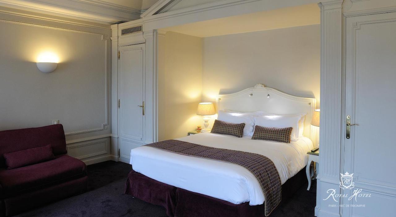 فندق رويال باريس الشانزليزيه الغرفة الصورة